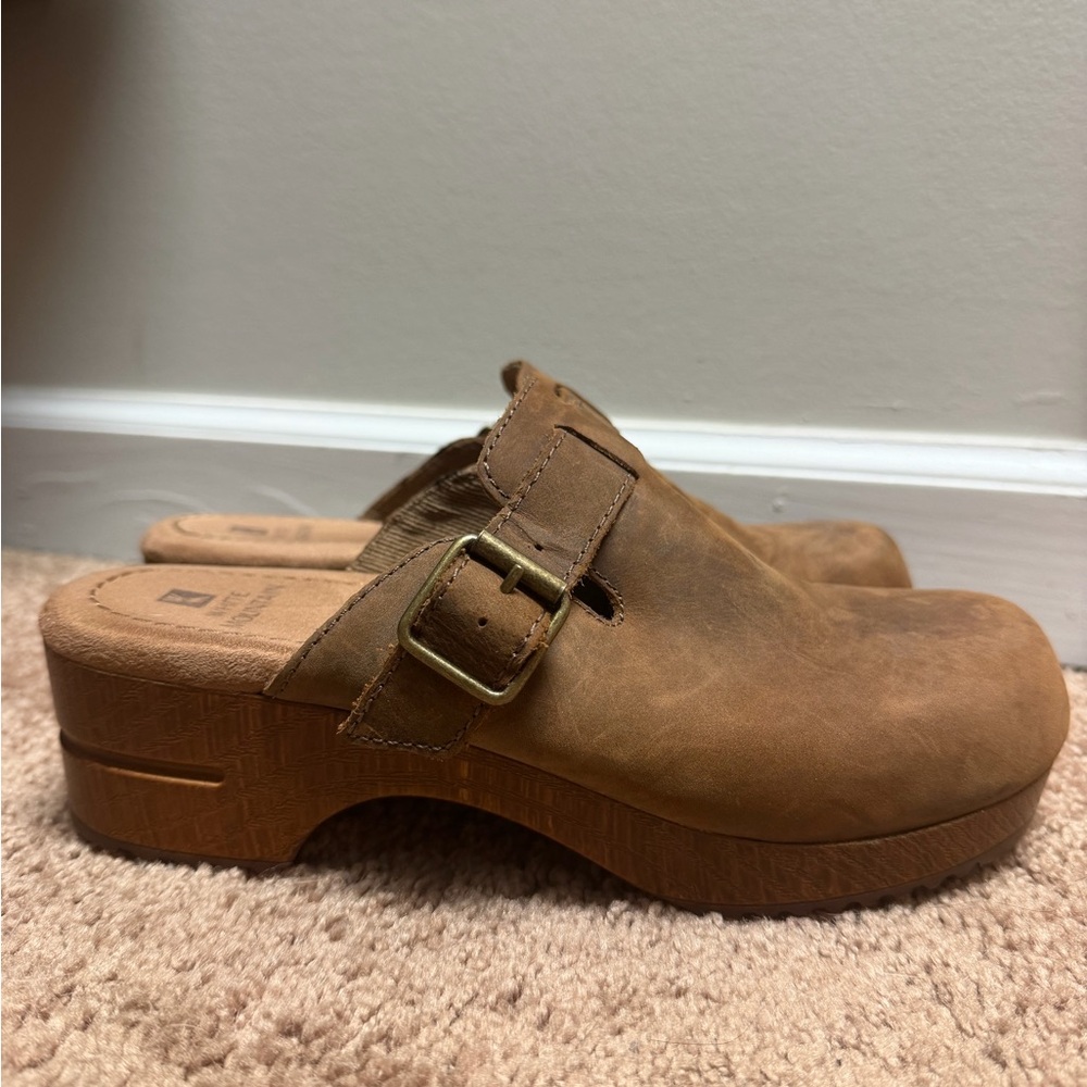 White Mountain Tan Leather Slip-On Clog with Buckle Detail